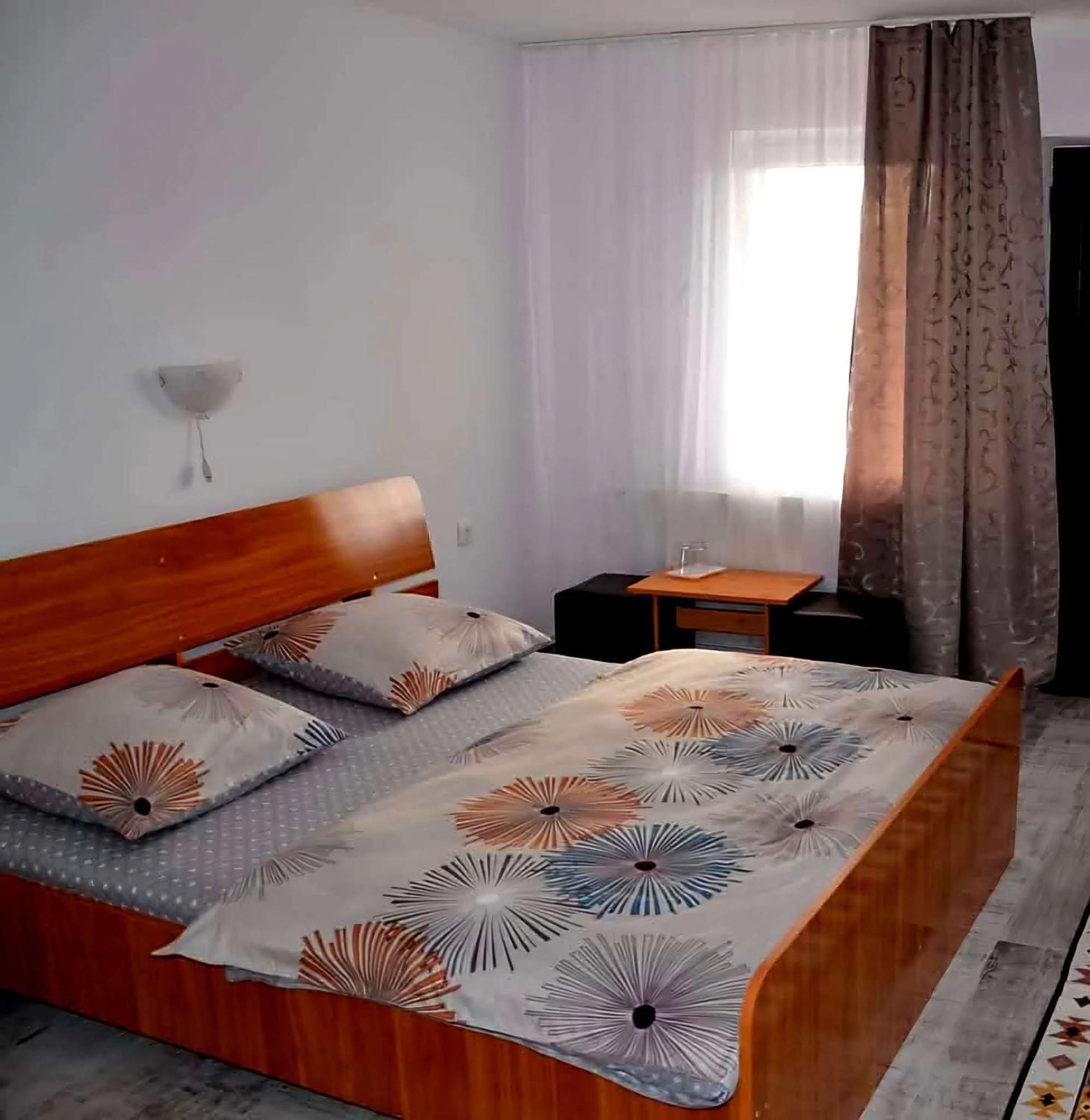 Hotel Cris & Mona Săpînţa Zewnętrze zdjęcie