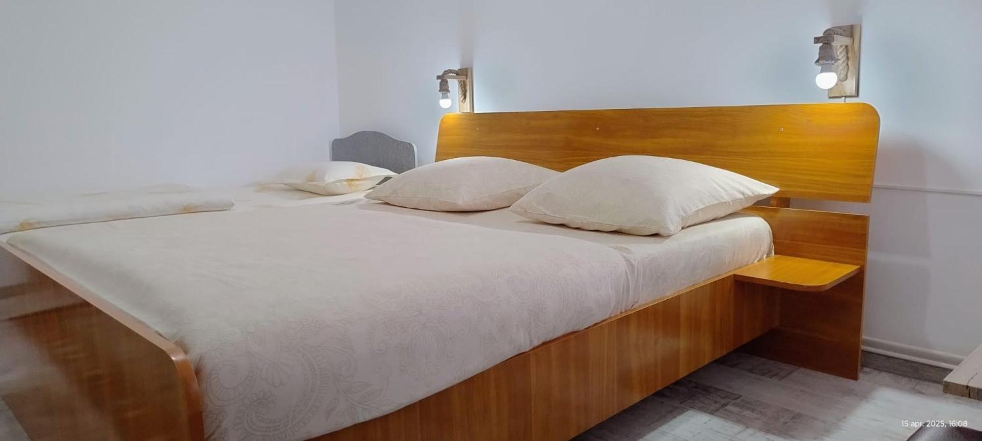 Hotel Cris & Mona Săpînţa Zewnętrze zdjęcie
